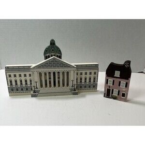 Sheila’s Shelf Sitter Wood SC State Capital Columbia & The Pink House SC
